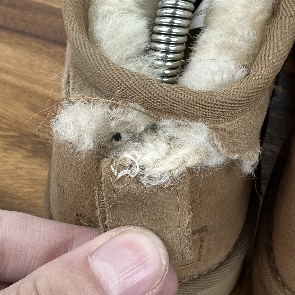 Womens Ugg Classic Ultra Mini Tan Shearling Lined Comfort Boots‎ Size 8 M GUC - Picture 9 of 9